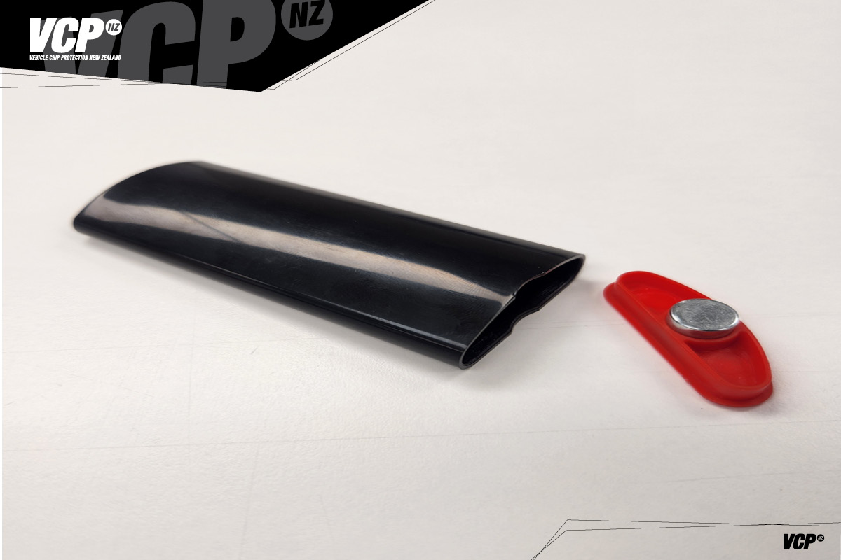 Snap-off and Store Disposal container for 9mm Blades