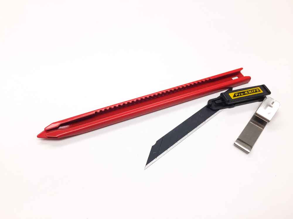 ProKnife with SK2 Steel 30˚ Retractable Blade