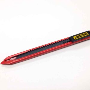 ProKnife with SK2 Steel 30˚ Retractable Blade