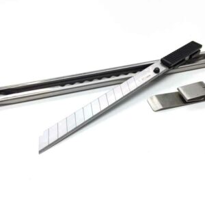 Retractable Knife with Stainless Cover
