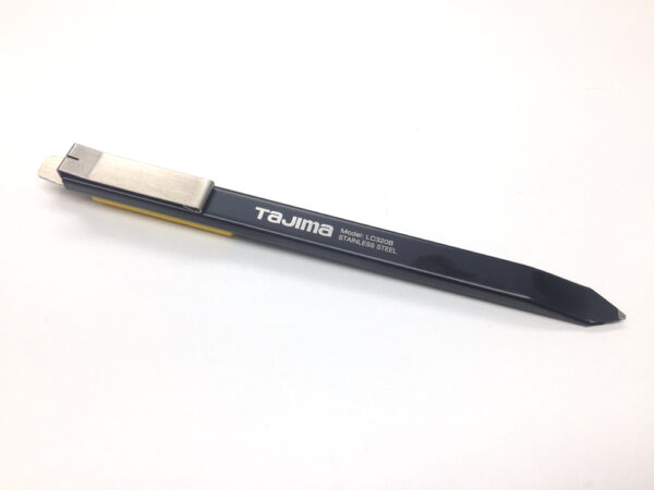 Tajima 30˚Art Blade Retractable Knife